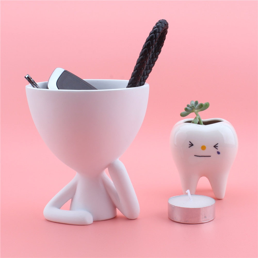 Cartoon Cheek Support Abstract Figurine Creative Desktop Home Decoration