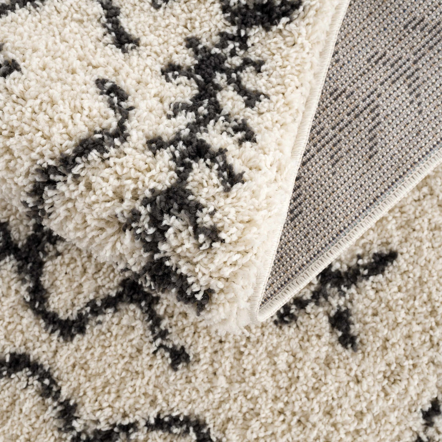 Godalming Plush Area Rug for Cozy Home Interiors