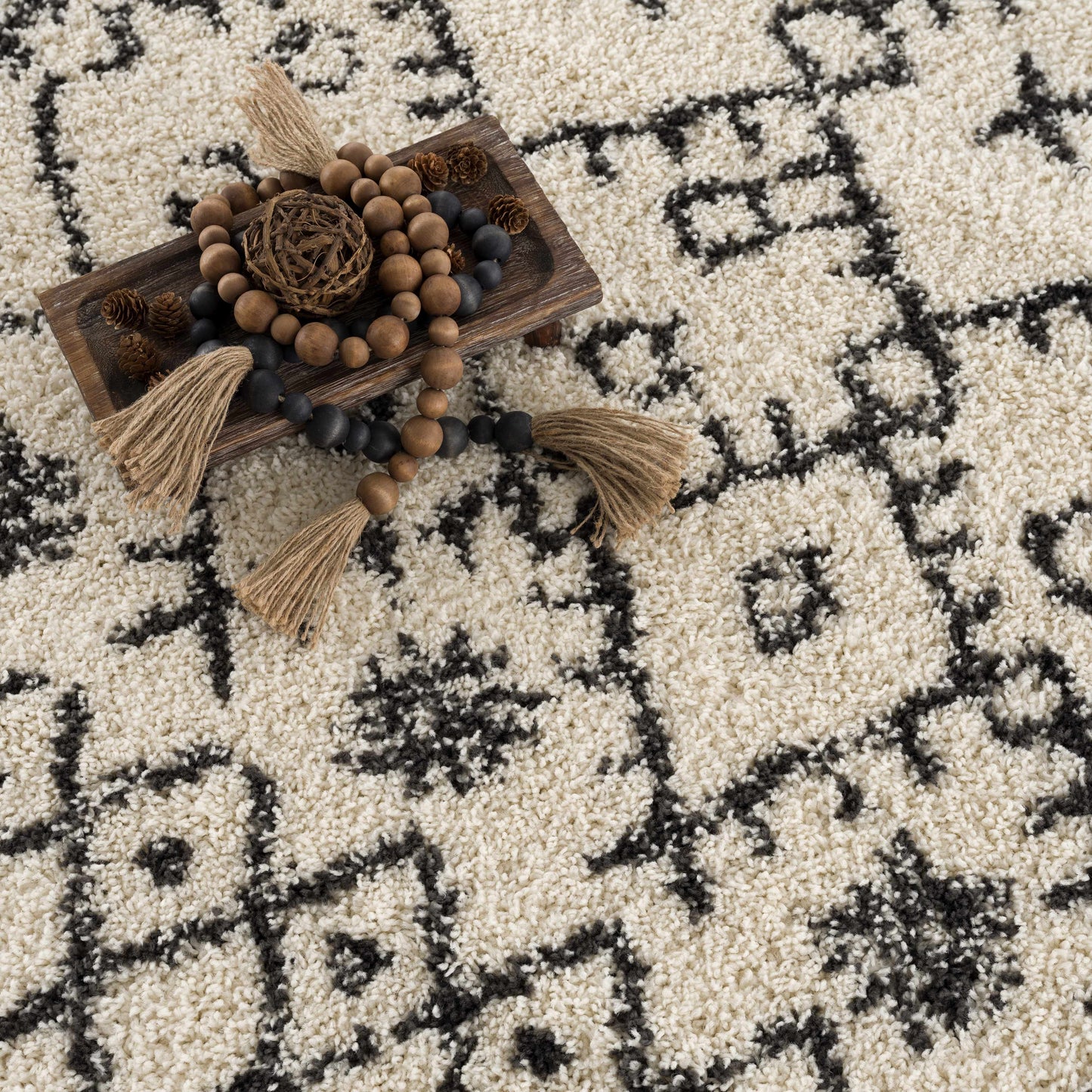 Godalming Plush Area Rug for Cozy Home Interiors