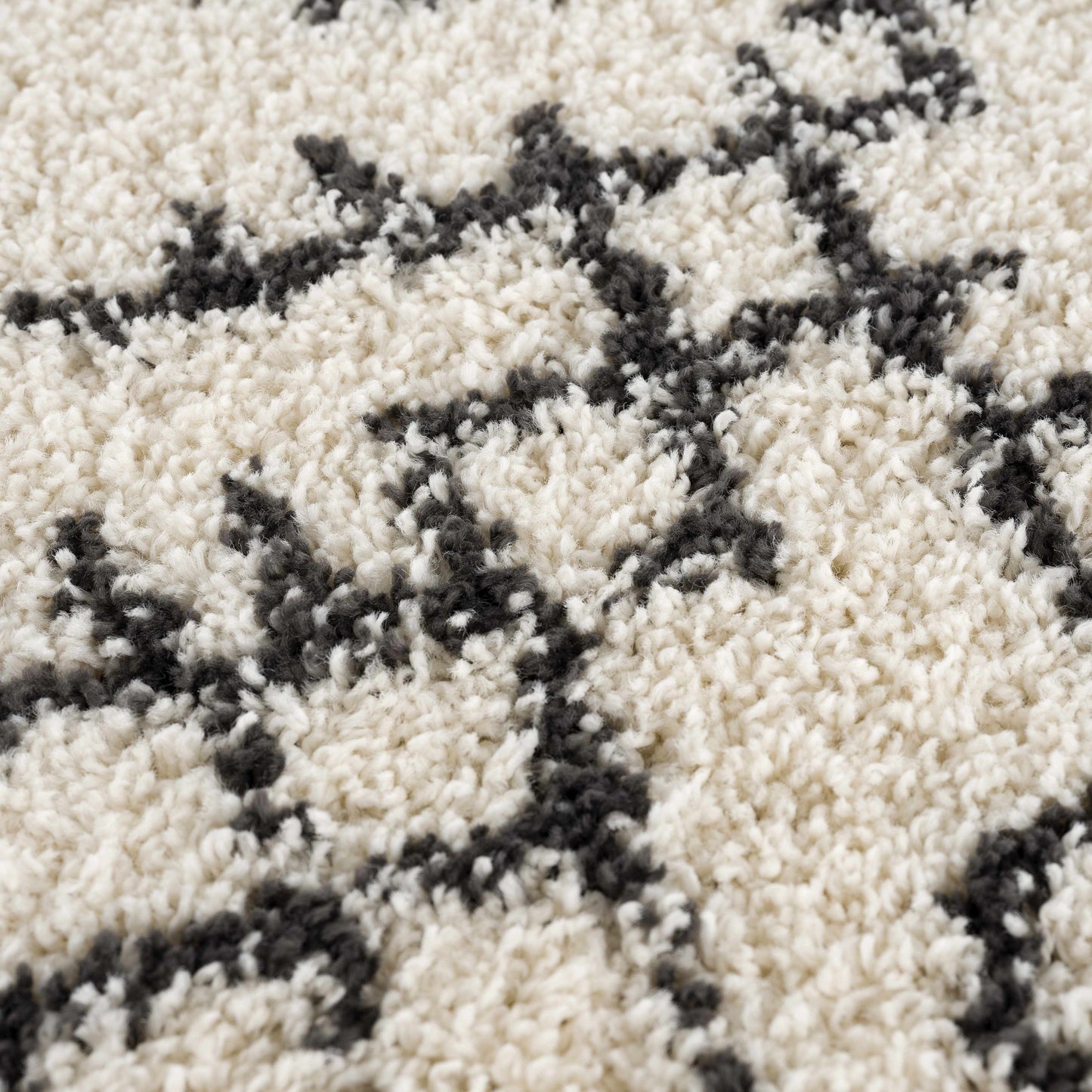 Godalming Plush Area Rug for Cozy Home Interiors
