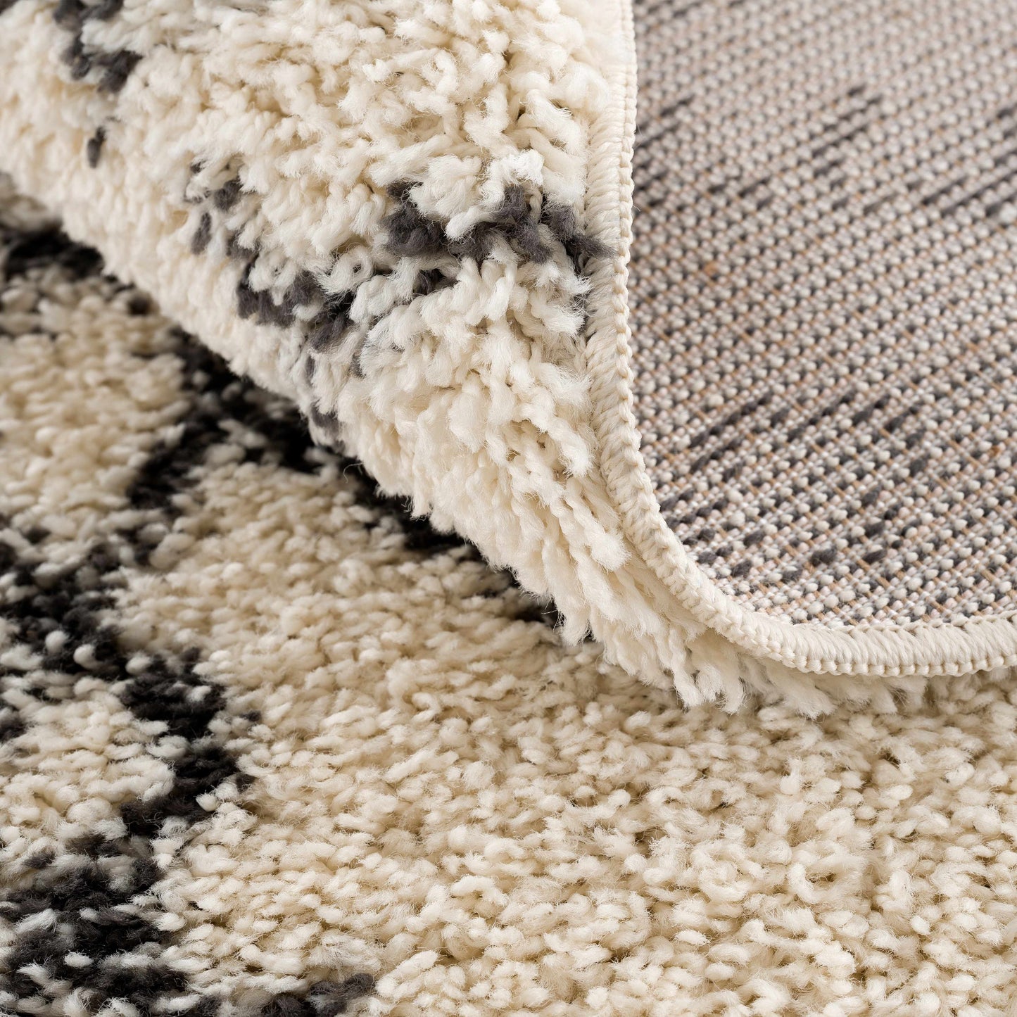 Godalming Plush Area Rug for Cozy Home Interiors