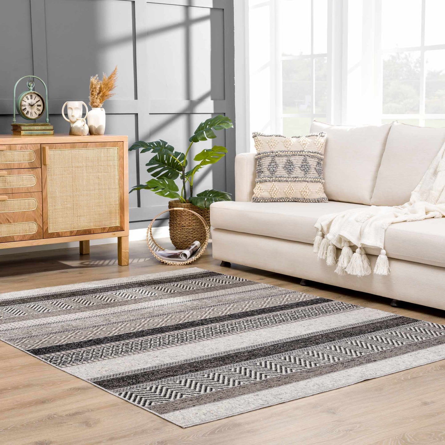 Middlestown Washable Area Rug for Modern Home Decor