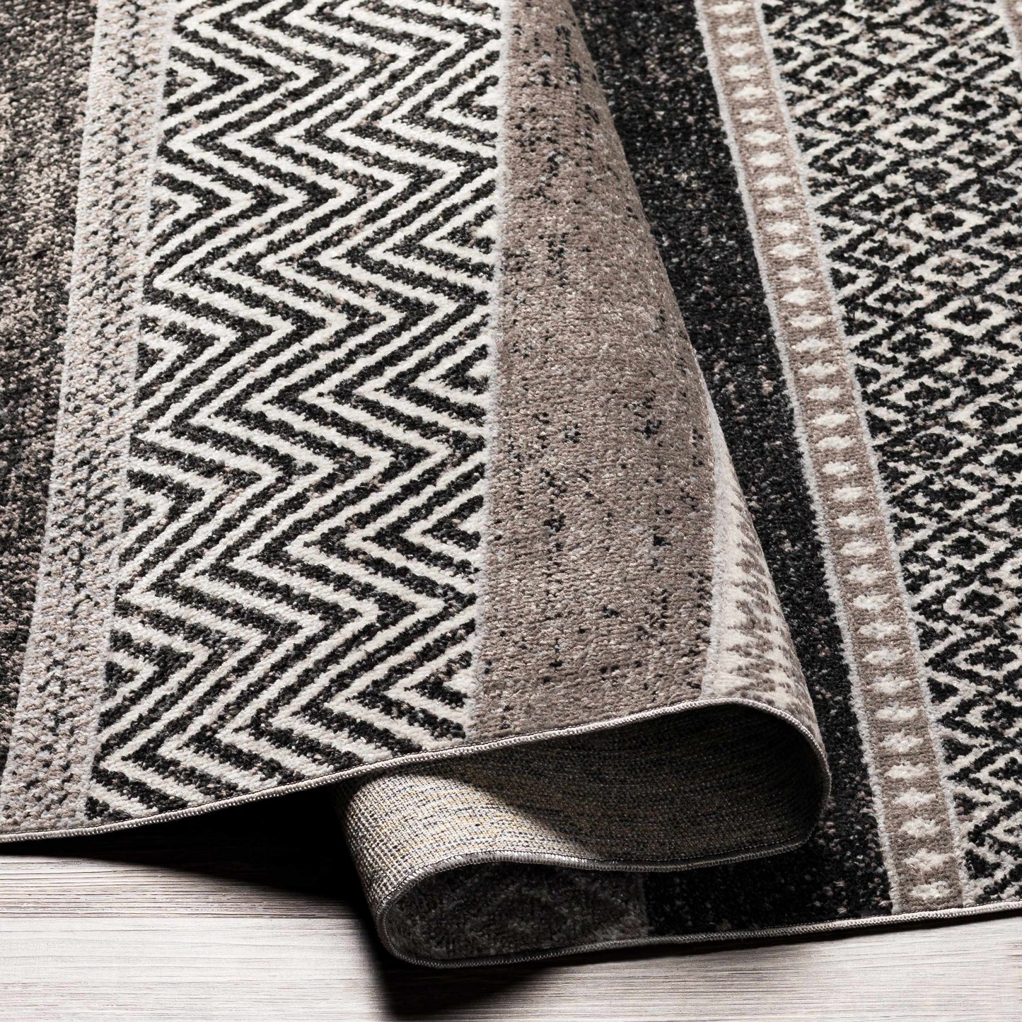 Middlestown Washable Area Rug for Modern Home Decor