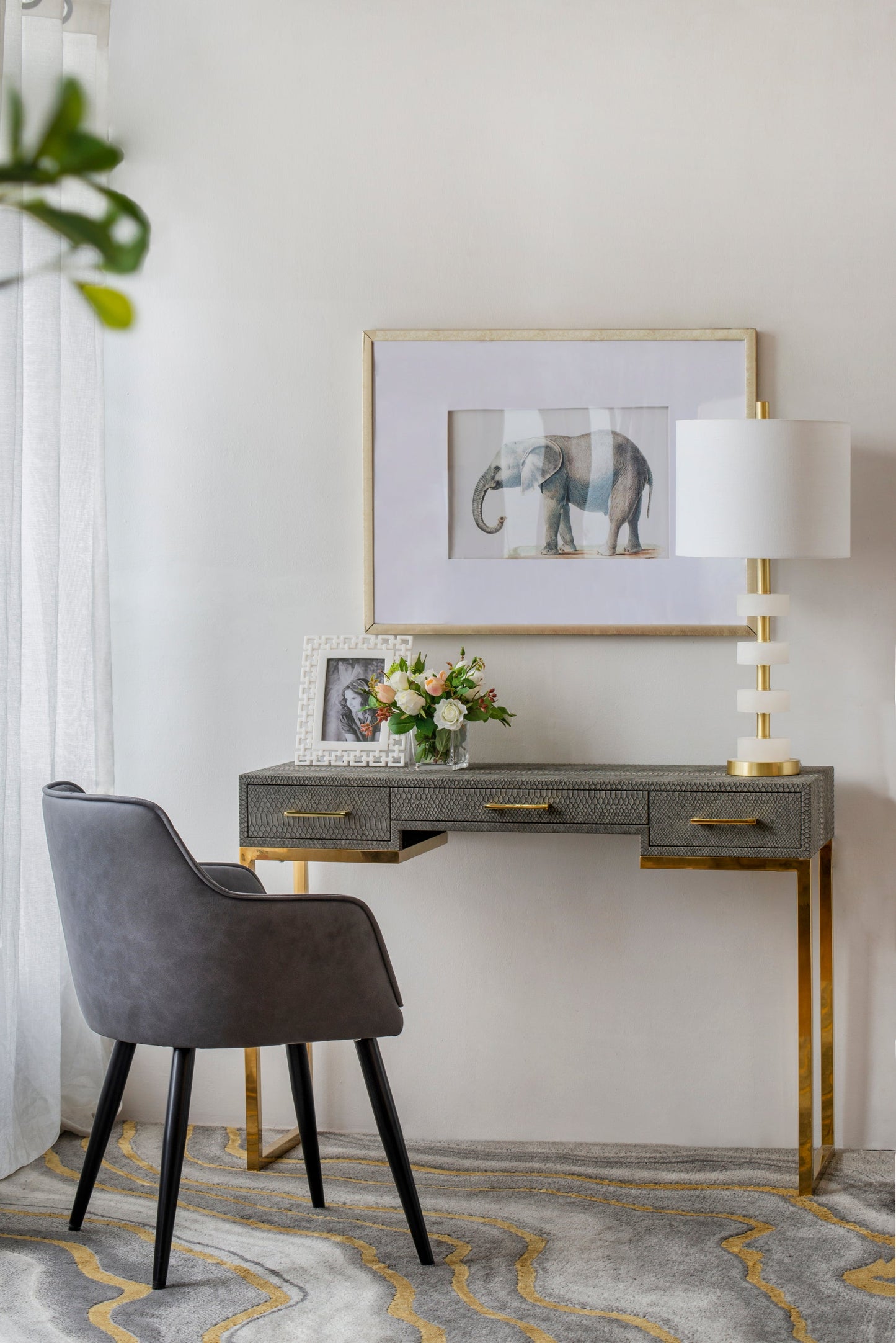 13x13x26 Marble Table Lamp for Modern Interiors